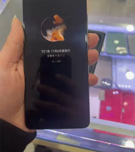 华为mate50   耀金黑128G  仅...