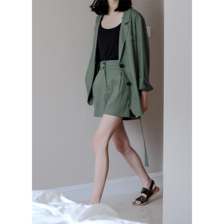 MMCC极简主义西服麻墨绿短裤女