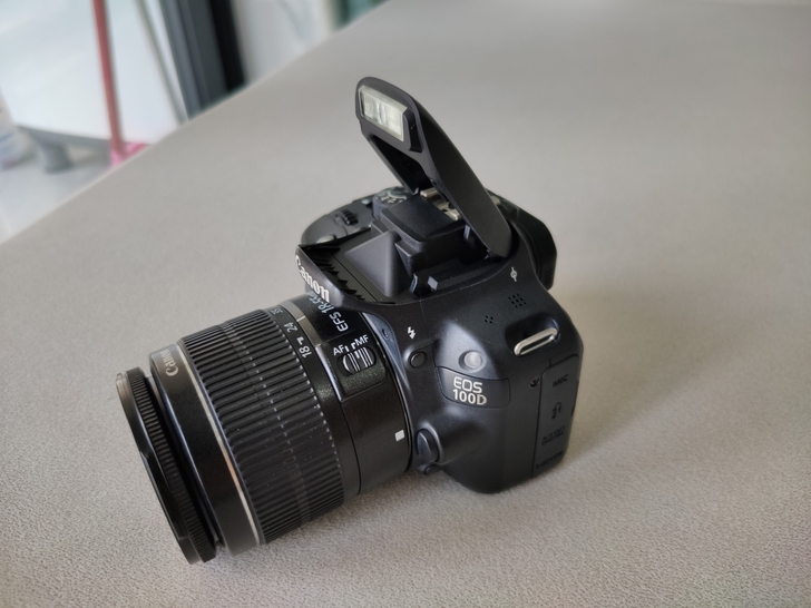 佳能100D单反相机 套机