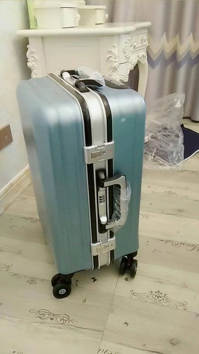 袋鼠正品行李箱旅行箱铝框拉杆箱登机箱商务行...