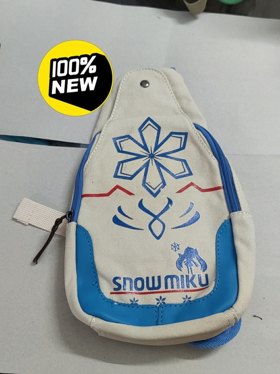 27号全新  舰队动漫周边单肩斜挎包胸包，...