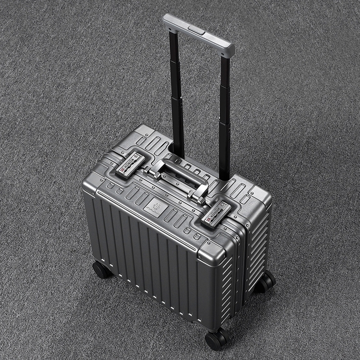 出口漫游18寸铝框登机箱横版pc拉杆箱轻便...