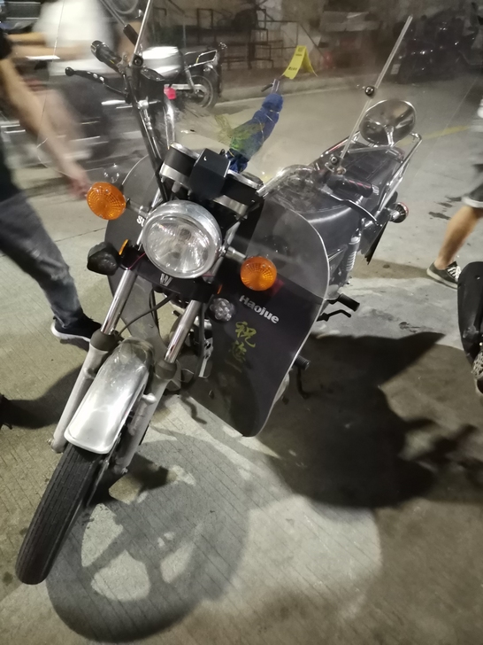 豪爵太子-8电喷摩托车，2021年5月份买...