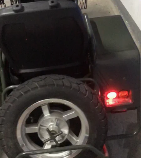 京A银钢侧三轮摩托车17年，300多公里，...