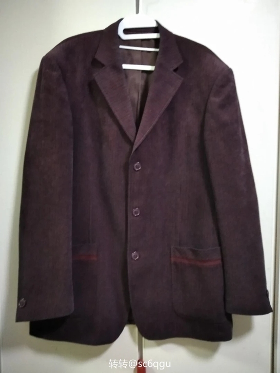 大品牌男士西装，华联商厦专柜购买，胸围11...
