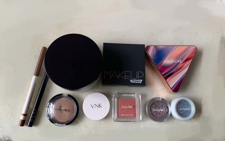 闲置眼影（各种牌子），眼线笔（unny/名...