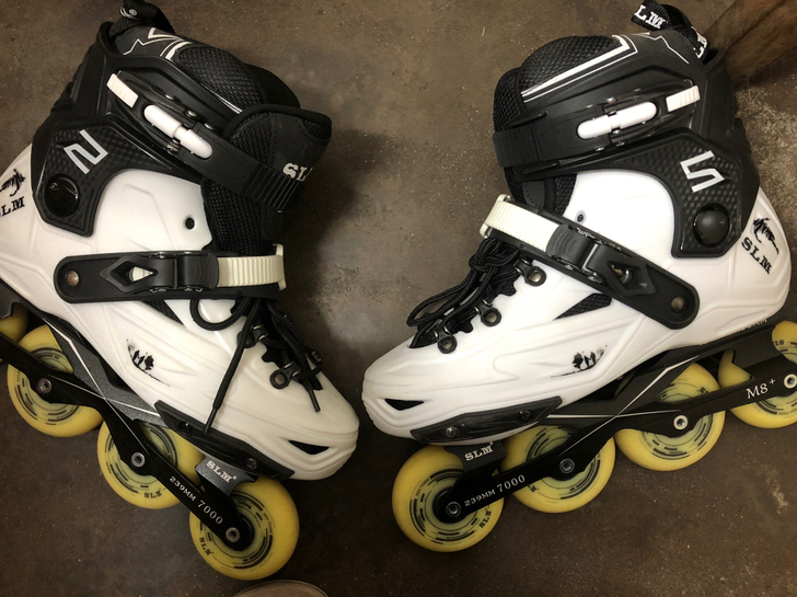 17年买的，玩了两三个月就不玩了，一直放着...