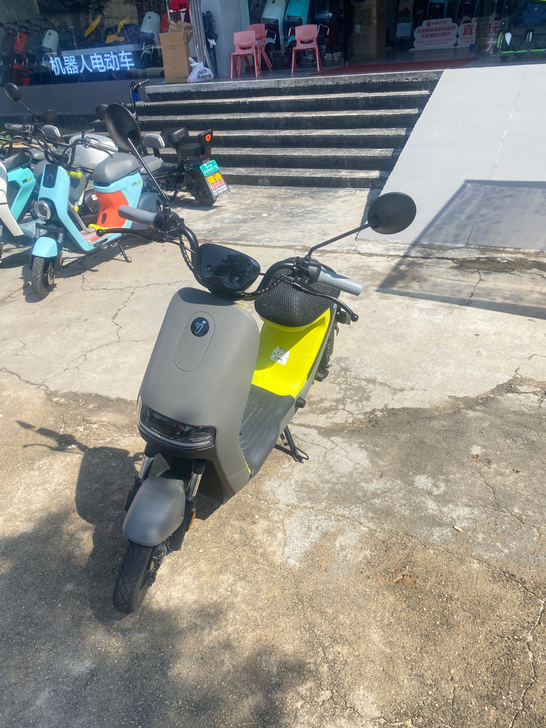 九号A35  48V13A 锂电版本，可拆...