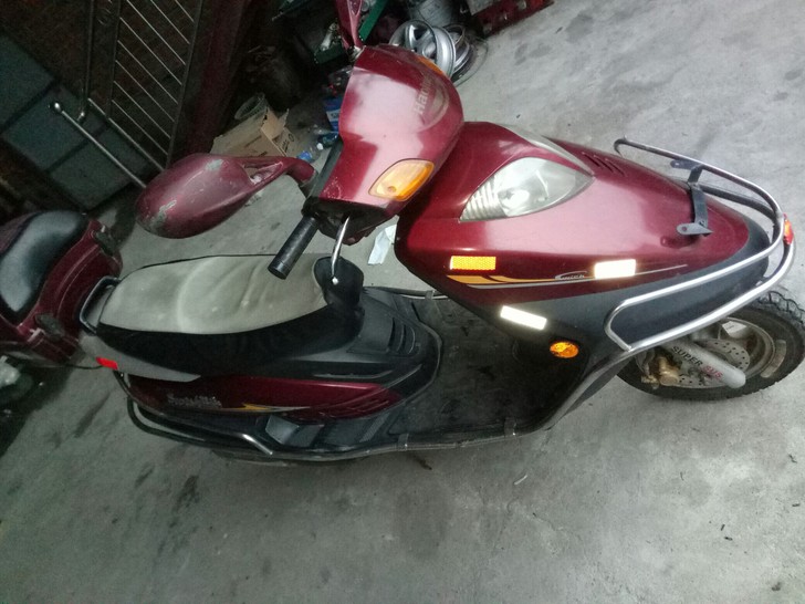 豪爵125自用踏板摩托车，车子平时很少骑，...