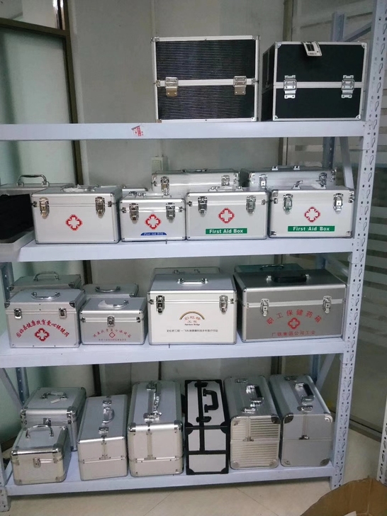 【厂家清仓】铝合金药箱家庭装家用大容量急救...