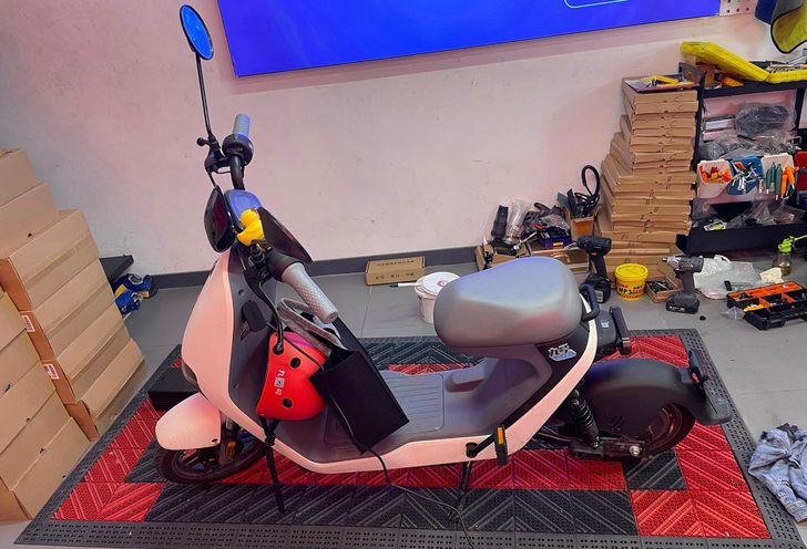 刚买九号电动车A30C，续航30多公里已解锁