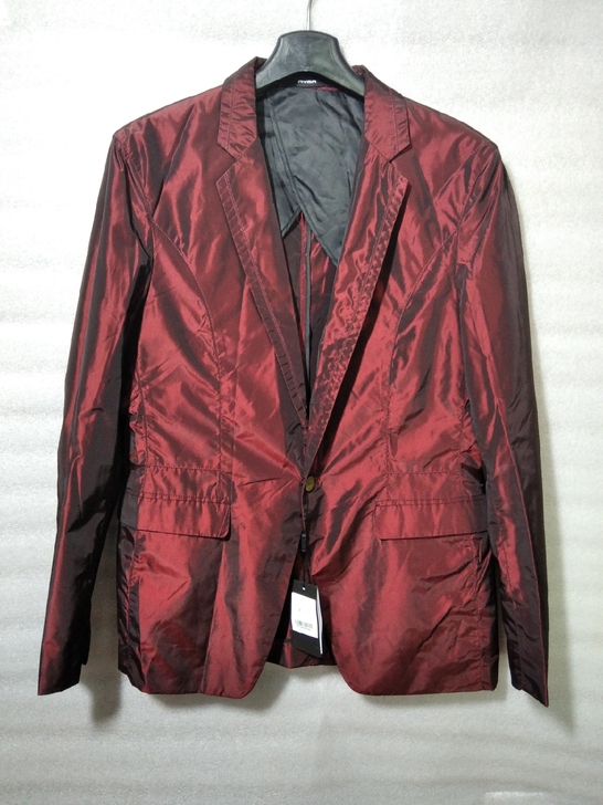 男士时尚西装39元全新带吊牌甩卖