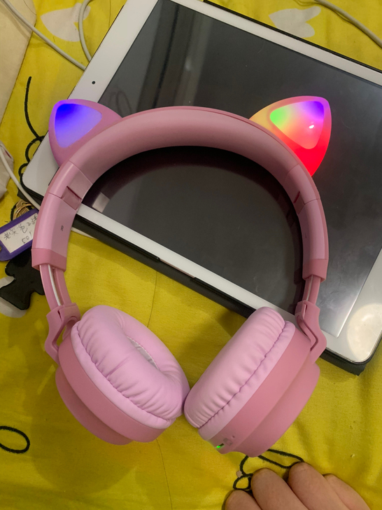 耳机便宜出 一直没有用过全新的