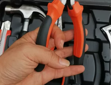 五金工具组合套装五金工具箱，公司批发进来2...