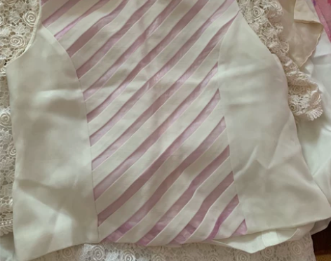 女式小砍袖背心，实物很好看 喜欢的朋友联系...