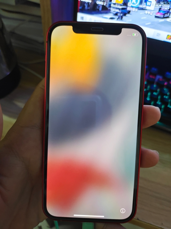 出苹果12，美版有锁128，现在黑解等同于...