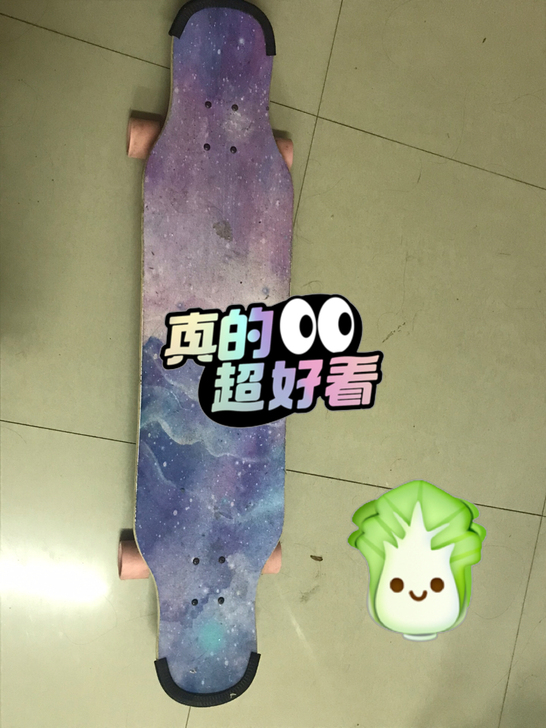 这个滑板我是从其他姐妹那买来的，她拿出去耍...
