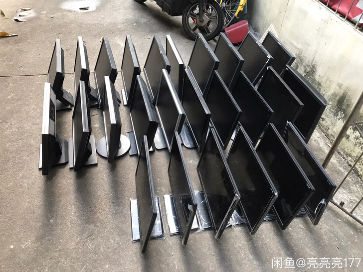 显示器房地产淘汰，19寸厚屏100一片，2...