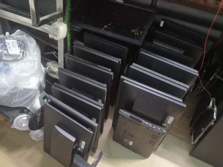 AOC19-20寸品牌显示器