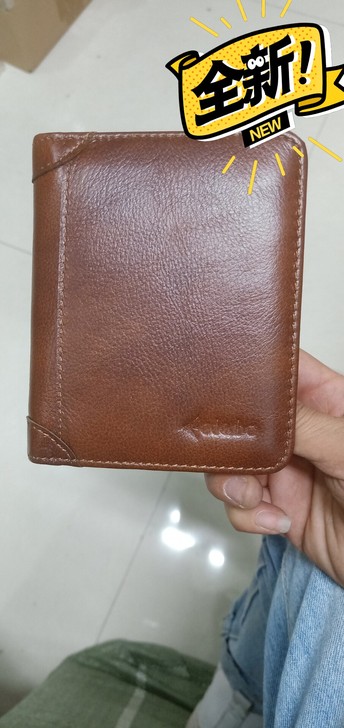 爱登堡竖款钱包品牌型号:爱登堡