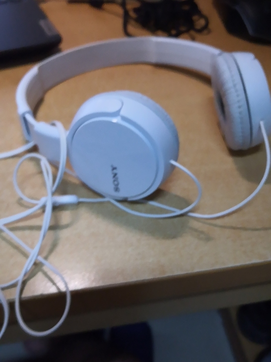 索尼（SONY） MDR-ZX110AP ...