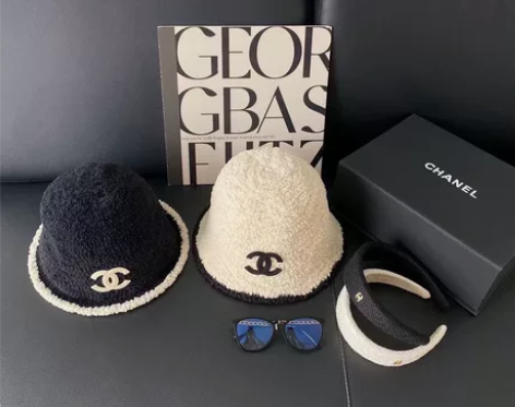 秋冬款ins小香风毛绒双C渔夫帽洋气爆款奢...