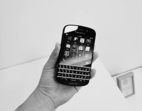 黑莓Q10手机，成色如图95新，和黑莓Q2...