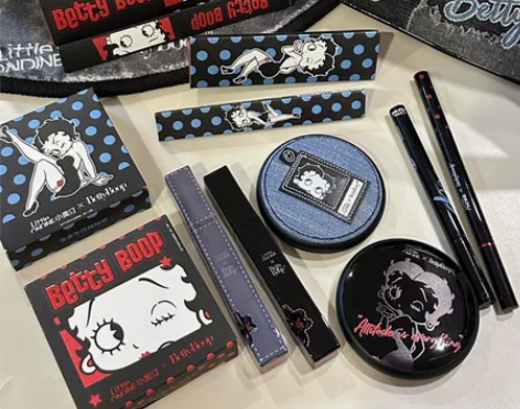 小奥汀betty贝蒂联名套组系列花心唇泥眼...