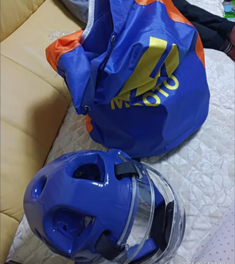 跆拳道护具 130cm 小孩就穿了一次...