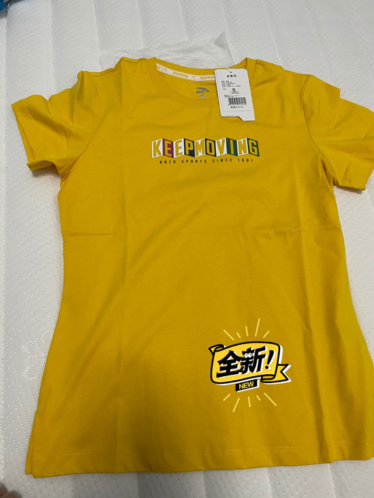 安踏女生短袖T血,S尺码160,吊牌和包装...