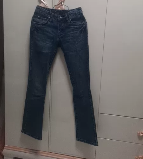 女牛仔裤，女式纯棉小喇叭牛仔裤，27码，腰...