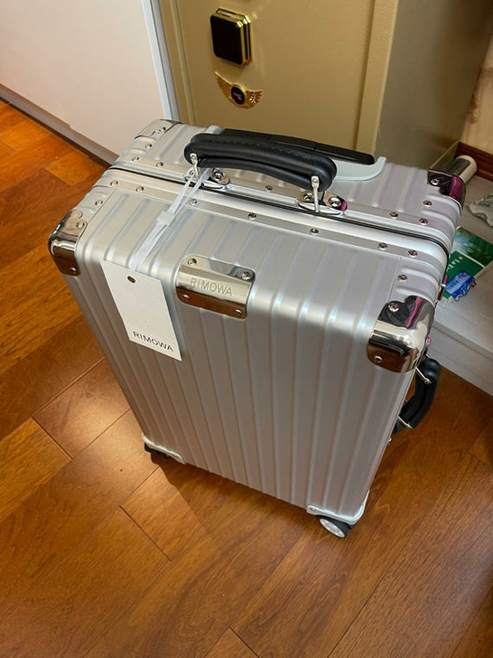 Rimowa日默瓦21寸Classic登机...