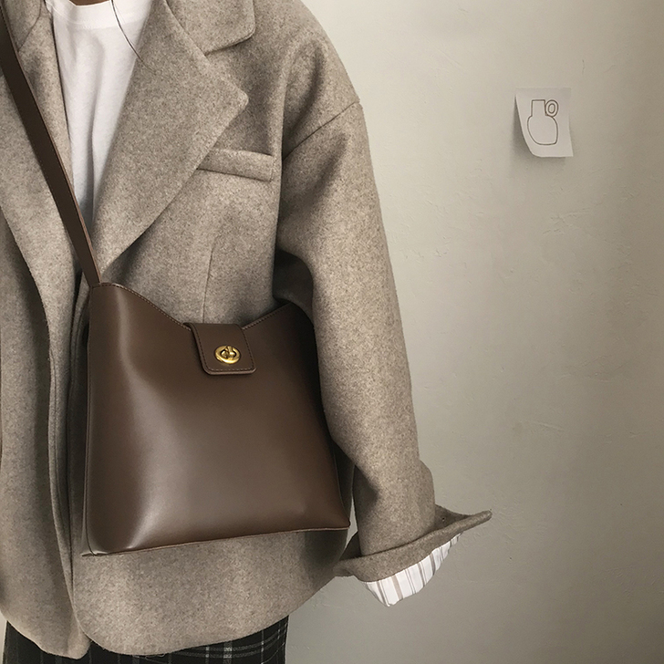 卡乐儿 女士包，黑色的，