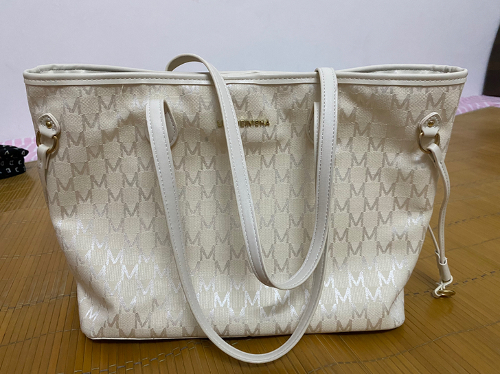 天彩翼飞包袋 新包闲置出