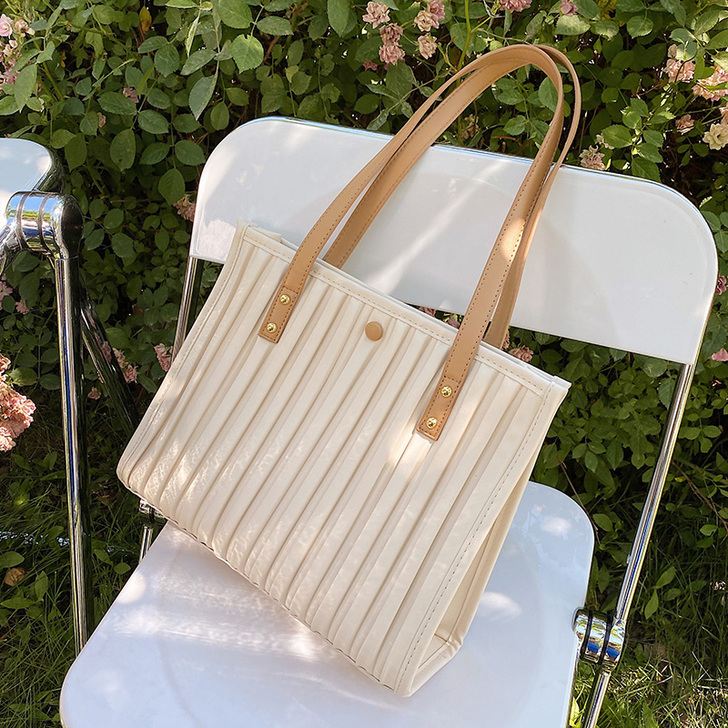 天彩翼飞 女士包