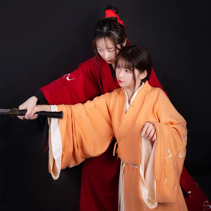 【收】收M码九鹿 原创魏晋风云纹绣花直裾 ...