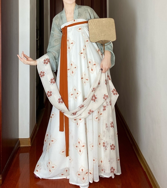 杉梅原创长安街唐风复原款