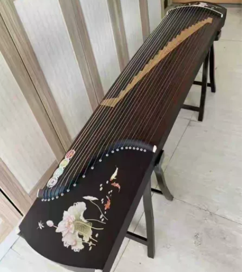 【个人闲置】原价五千多的标准款古筝可以从零...