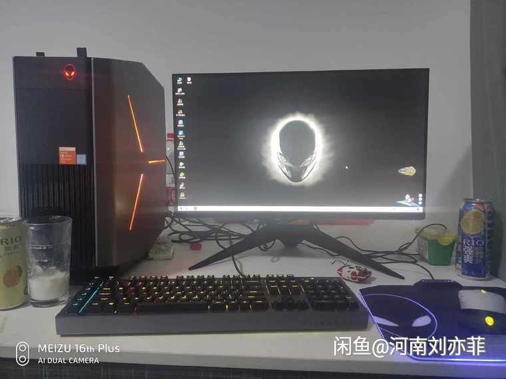 出全套外星人台式电脑,主机是外星人r7系列,