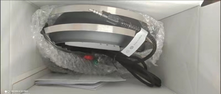 朋友的惠普耳机,别人送了个更好的这个用不到...