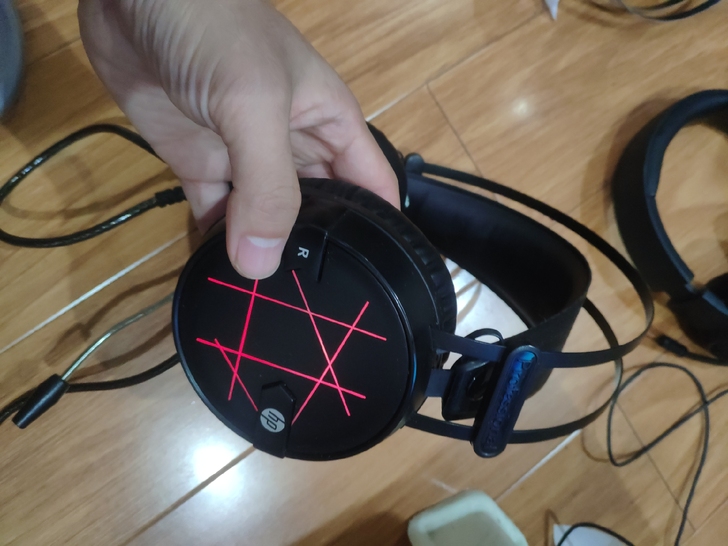 惠普hp h160耳机，正常使用，成色不定...