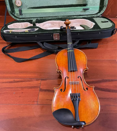 手工1/2 小提琴- 300元 孩子用过的...