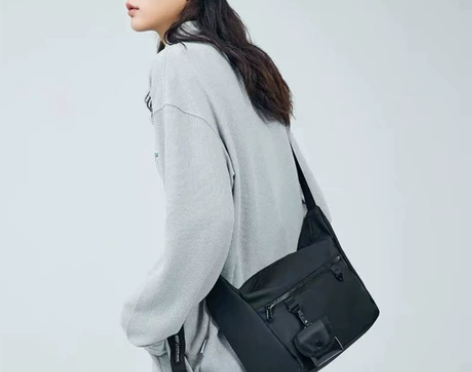 全新 日系斜挎包男机能挎包男斜跨单肩包女休...