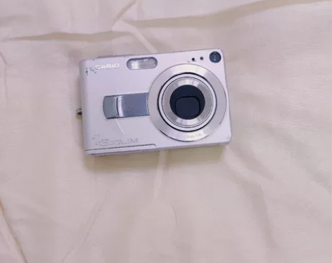 卡西欧z40 复古ccd数码相机 8.5成...