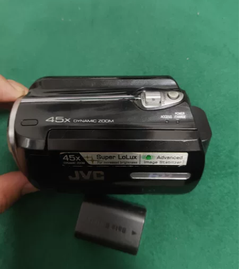 JVC GZ-MG750BAC摄像机 带2...