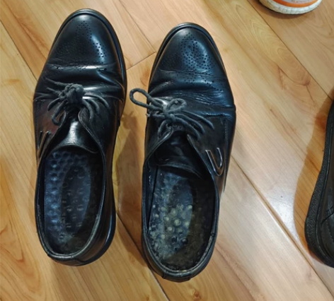 布洛克样式皮鞋，250的。30包邮，商务休...