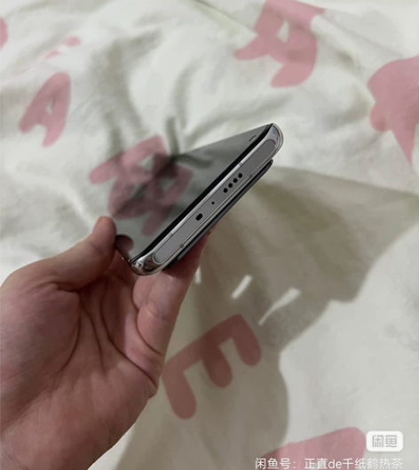 小米11Ultra256g版本，2022年...