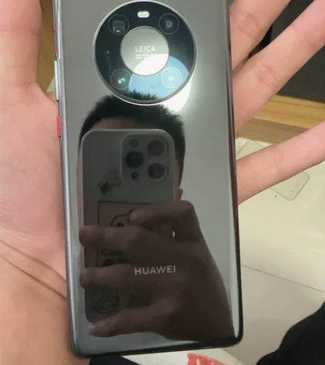 华为mate40pro 4G版本 8+12...
