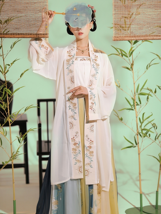 出素羽华裳 踏莎行S码全套