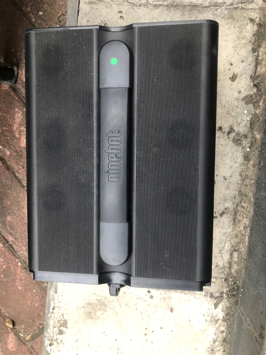 提前预售,大概10号左右换大单体,刚买没多...
